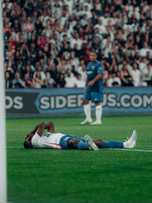 Thanks for all the lovely messages and apologies for letting emotions get the best of me, frustration from yet another injury plus knowing that I wouldn’t be able to contribute to the fight anymore just overwhelmed me I guess. 

Thank you to everyone who showed out and supported us last night, in the stadium or watching from home, we appreciate you fr❤️

Even though it was a game for fun, it was an honour to represent the country I’ve lived in all my life, in a pretty competitive match. 

To my teammates, I’m so blessed to have shared the pitch with you. Thank you for giving it everything and sorry I couldn’t give you a fully fit performance.

To @aminematue, I cannot thank you enough for allowing me to be a part of this event. An unforgettable experience. 

To the English fans who made the journey, you were incredible and I’ll love you forever. Sorry we couldn’t bring it home.

To the French fans who filled the stadium with an incredible, playfully hostile atmosphere, you made us feel like pros on an international night of football. It was spectacular. Special thanks for the applause of support during my injury.

Despite things not going our way it’s a night I will never forget. 
Forever grateful ❤️🙏🏿