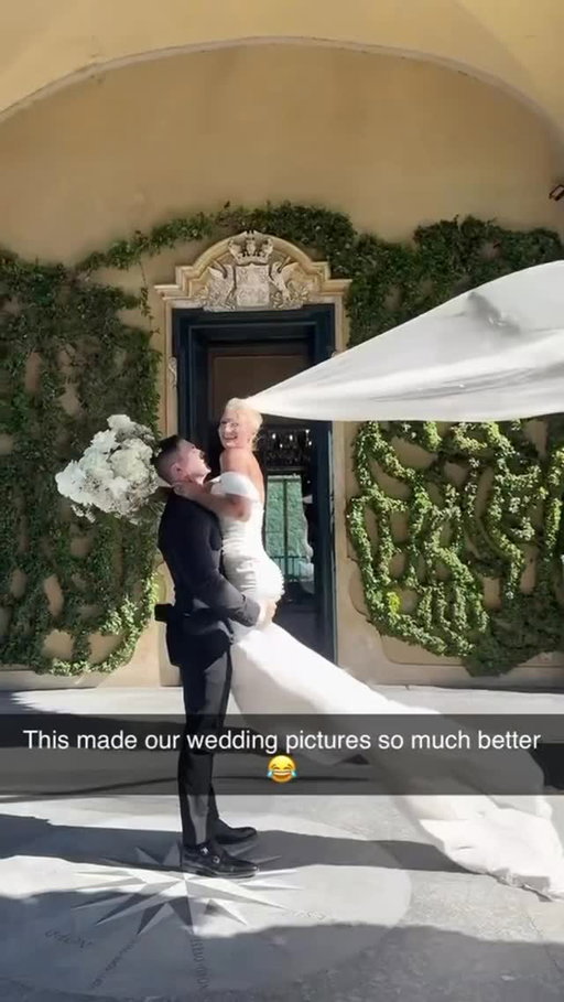 Perfection 😂

(Credit: @Blancorazon_wedding)