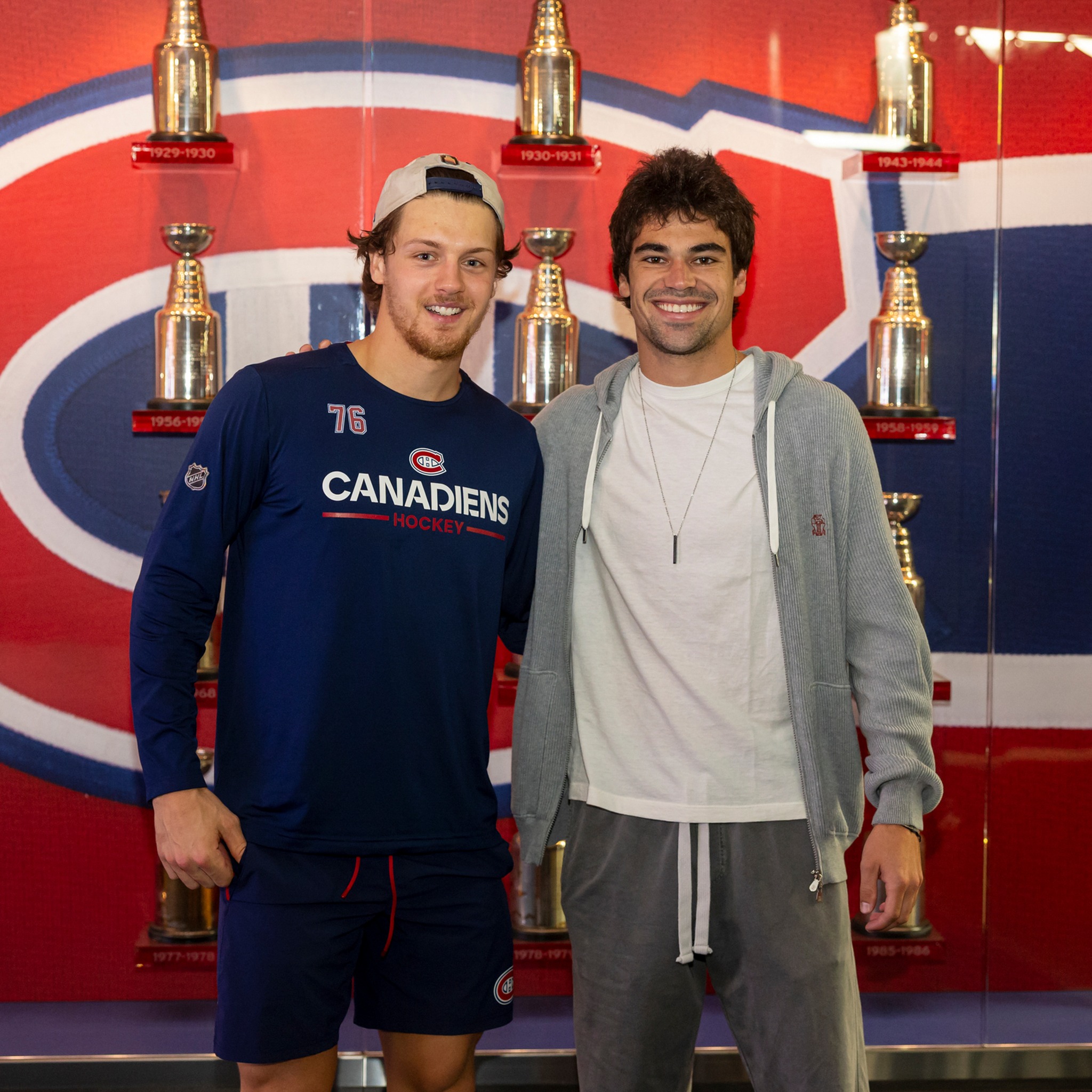 Au lendemain du Grand Prix du Canada, le pilote de F1 montréalais Lance Stroll était de passage au Centre Bell! 🏎️

A day after the Canadian Grand Prix, Montreal-born F1 driver Lance Stroll stopped by the Bell Centre!

#GoHabsGo