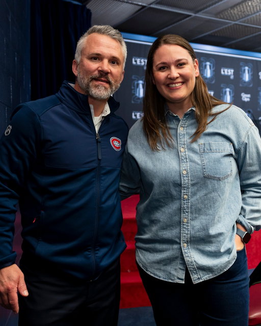 Rencontre entre les entraîneurs-chefs des Canadiens et de la Victoire, Martin St-Louis et Kori Cheverie
 
Montreal head coaches 🤝
 
#GoHabsGo