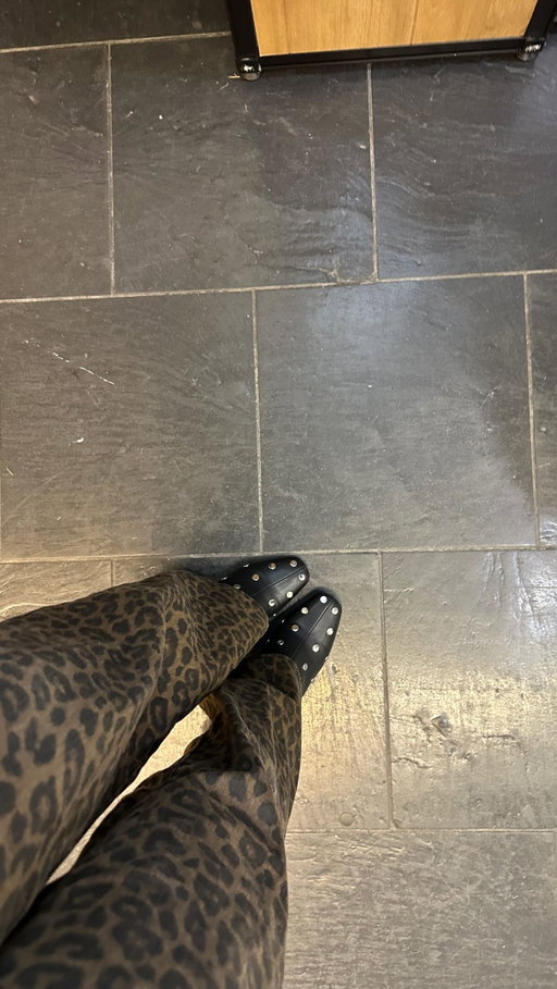 Dominicans have been using redecillas for tubis forever! And they are usually less than $2 at the Beauty supply store @builtbyanisha #dominicanwomen #tubi