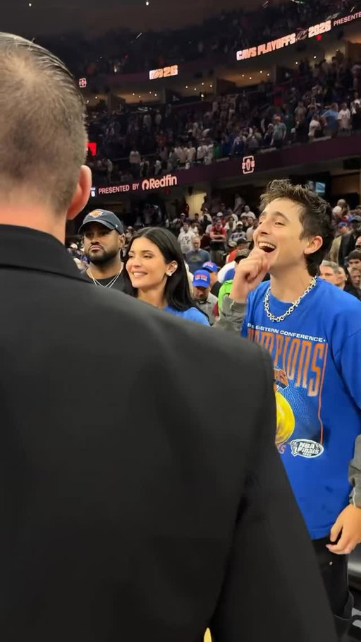 this video is so damn cute. let’s go knicks!!!! 
video by @atlxoficial