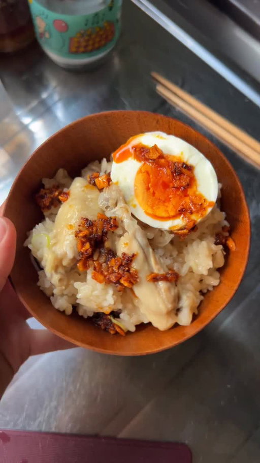 My aunts one pot chicken rice, so tender and moreish - on the site now!