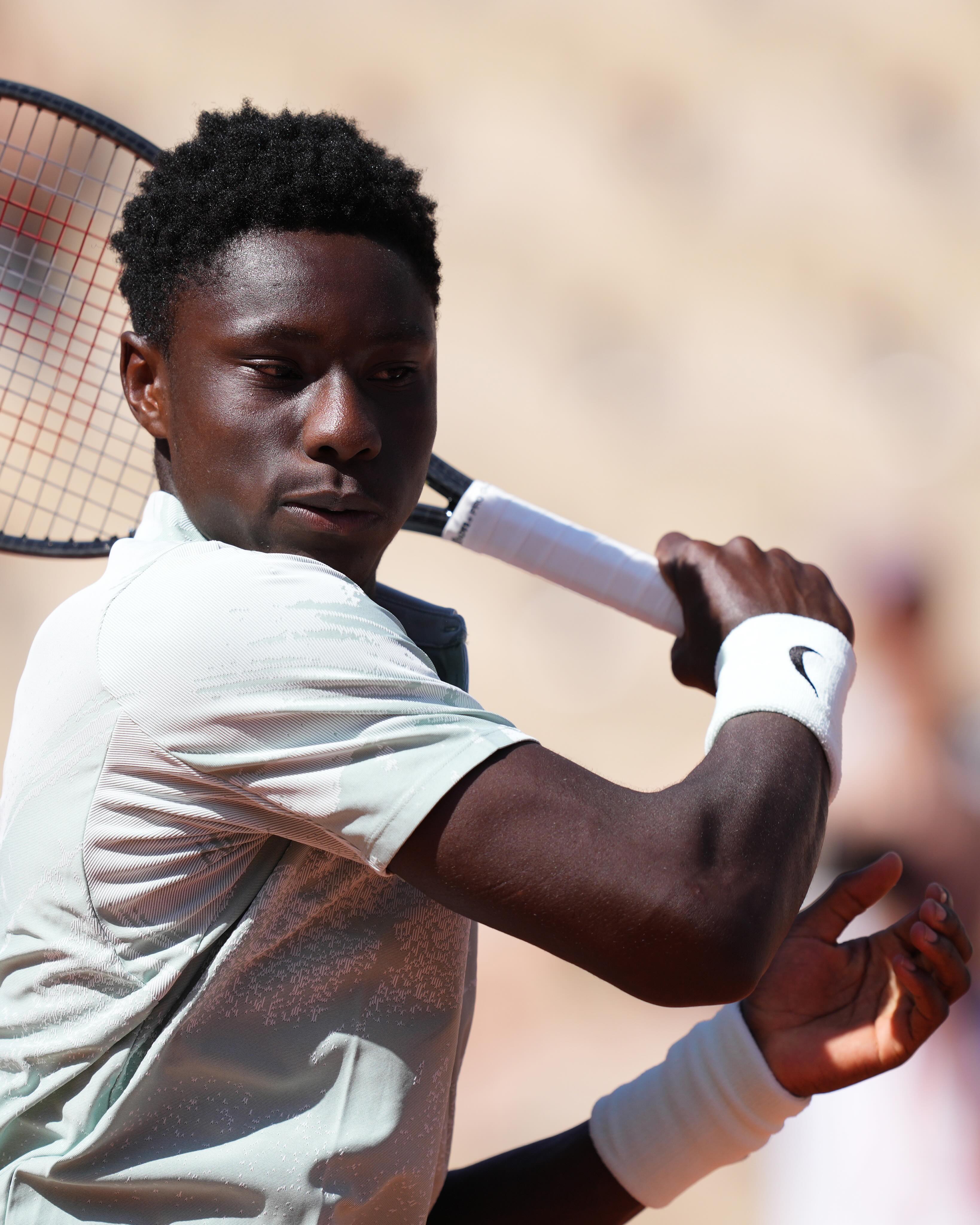 17-year-old French young star Kouame makes his Grand Slam main draw debut 💫🇫🇷

#RolandGarros