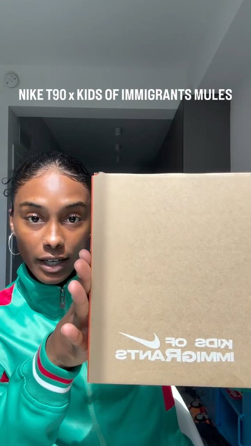My Nike fam blessed early 🪱
•
•
•
#explore #streetwear #fashion #outfitinspiration #grwm