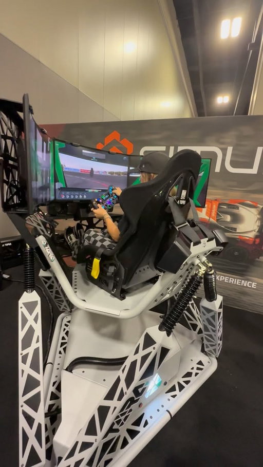 Made it out to the Sim Expo in Charlotte while under rain delays for NASCAR this weekend. I’ve never been a biggest fan of motion sims but this one blew me away. Huge thank you to @torq.sim for letting us change it to dirt to test it out. It’s insane what these can handle and how similar you can get it to real life.