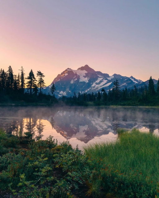 Clarity found in places like this in the PNW. #Oberto 🏔️ | 📷: @ejimogu_