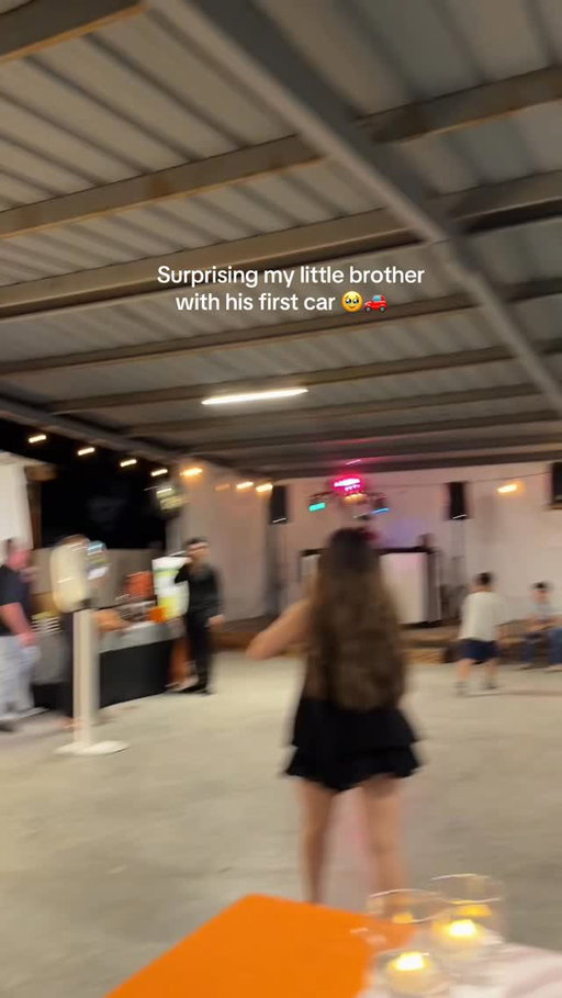 Surprising my brother with his first car 🥹🚙🤍

TikTok-michellepaaz
Snap-michelleepaz

#car #honda #sis #family #graduation2026
