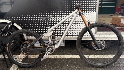 Got to try this 32” DH bike thanks to our rapid prototyping with @loctite.na adhesives. Video out now on the Frameworks Bicycle YouTube channel.

Leave your opinion on 32 inch wheels in the comments below. Everyone is dying to know. 

Huge thank you to Simon and Benoit at @factionbikestudio for all their time doing the engineering on this thing.