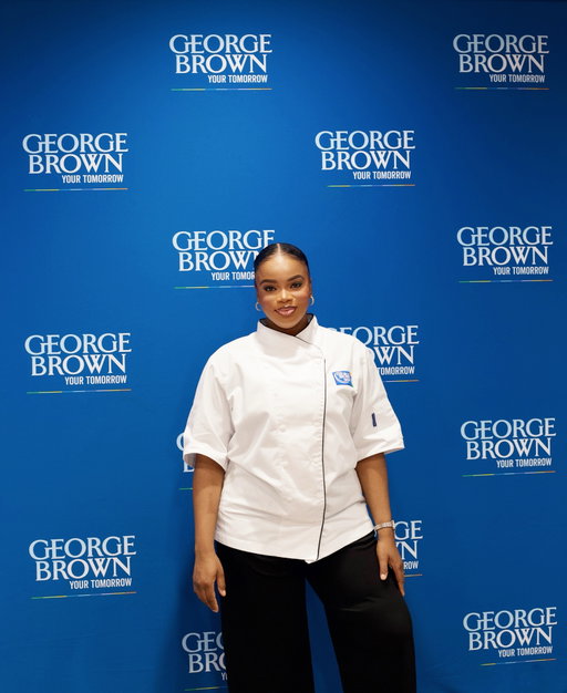 Can’t believe I get to do this for the next two years, doing something I’ve dreamed about for so long 

It’s exciting, scary, and really emotional for me… but I’m trusting God through the whole process.

A whole CHEF in Training🤭

#becomingchefzee #culinaryschool #chefjourney #culinarystudent #georgebrownstudent