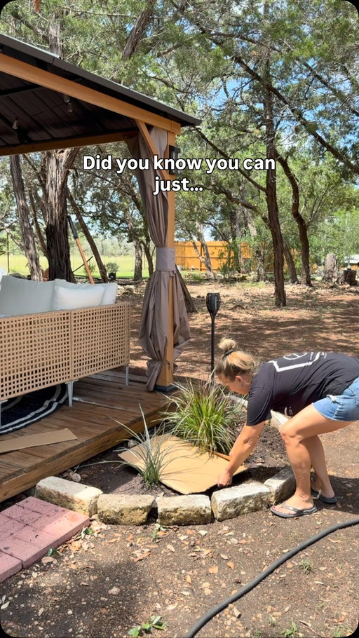 Did you know this?! I just found this out recently. And luckily we are still ordering stuff for the property and I had a lot of boxes. Great way to recycle the boxes too. 

Saved me money and it was easy. Edit: I should have removed the shipping labels. 

#garden #gardentips #property #flowerbeds #rvproperty
