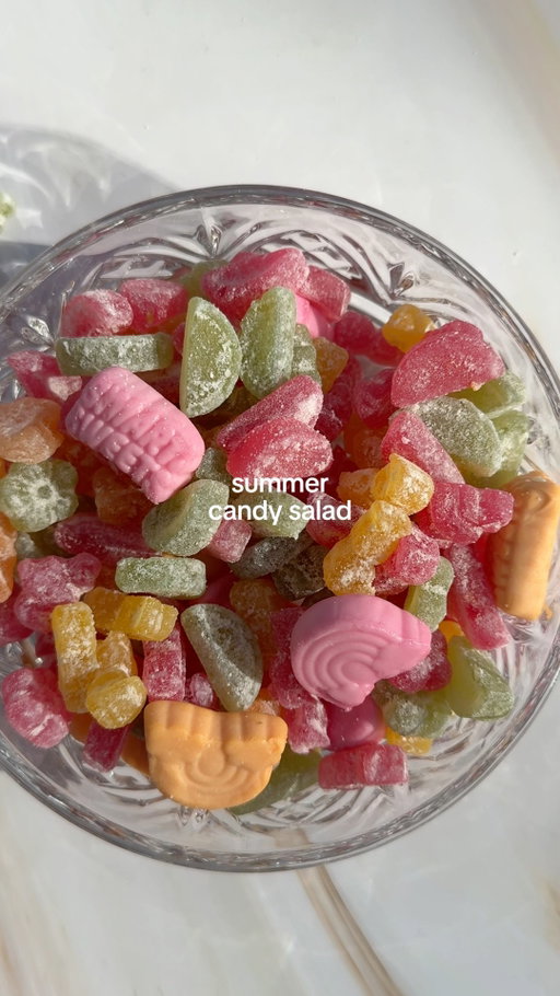 say summer candy salad 10 times fast

#summercandysalad #summercandy #candysalad