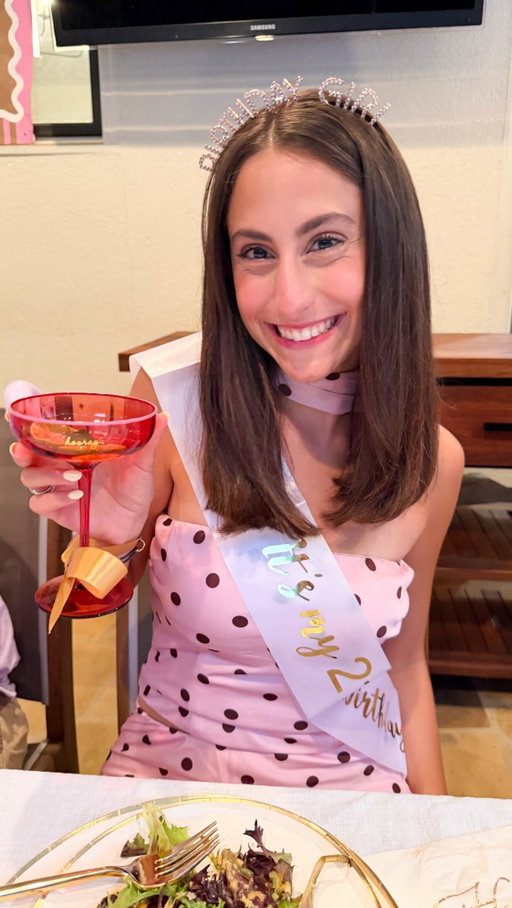 🔥Backyard Hibachi for 10 GIVEAWAY🔥

This is the second year in a row @shaynastrasser has requested @letshibachi for her birthday dinner & since we loveeeeeee the experience of dinner with a show so much we want to give one away to one of YOU!!

To enter: ⬇️
🔥 follow @letshibachi & @cltfoodgirl 
🔥🔥 tag who you are inviting 
🔥🔥🔥 share in your story 
CLOSED! @madelinehughes.homes plz DM me! 🎉
Please note:
You we are giving away a party of 10 ($600 value).The winner must live in a city we service. The win doesn’t comp upgrades, travel, or gratuity, and they have six weeks to claim. They can schedule Monday through Friday and they CANNOT have won in the last six months.

BOOK now for our summer fling and FOLLOW @cltfoodgirl for more FOOD & FUN in Charlotte and beyond. 🫶
