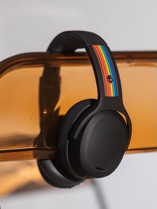 A portion of the proceeds from the 2026 All Love Crusher ANC 2 helps @twloha fund mental health care for the LGBTQIA+ community. 

The 2026 All Love Crusher ANC 2 is available now. 🌈🏳️‍🌈