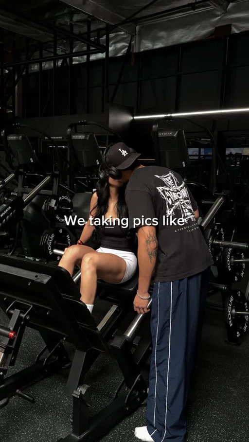 gym partner forever <3 

•

•
#gymcouple #explore #gymreels #couple #couplegoals @dfyne.official @dfyne.hq