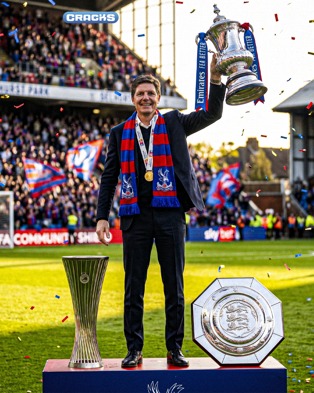 🏆🦅 LA ERA GLASNER YA ES HISTÓRICA EN CRYSTAL PALACE

👔 Oliver Glasner como entrenador del club:

🏆 Conference League
🏆 FA Cup
🏆 Community Shield

😳 De competir por no descender… a convertir al Palace en campeón