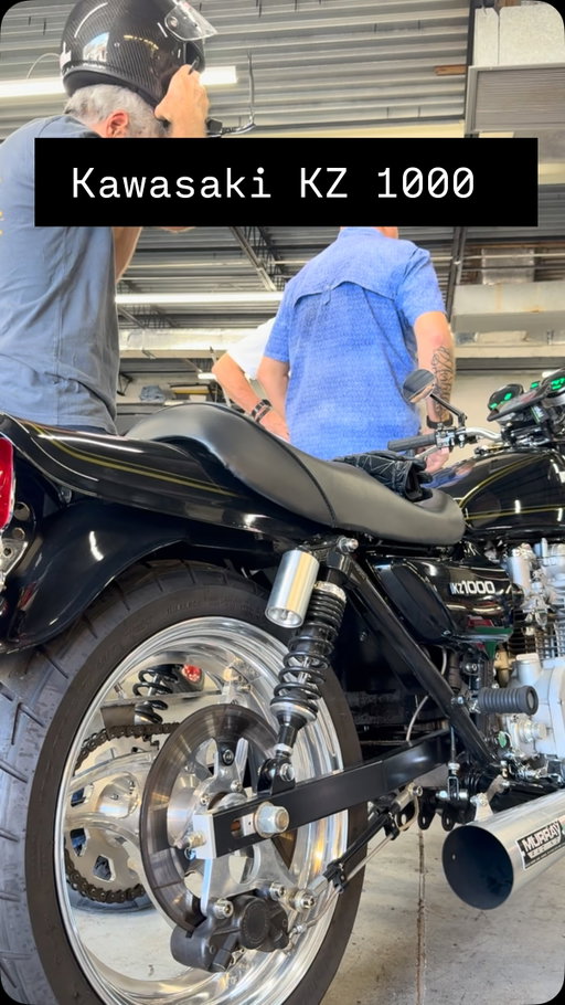 That Kawasaki KZ 1000 rumble!