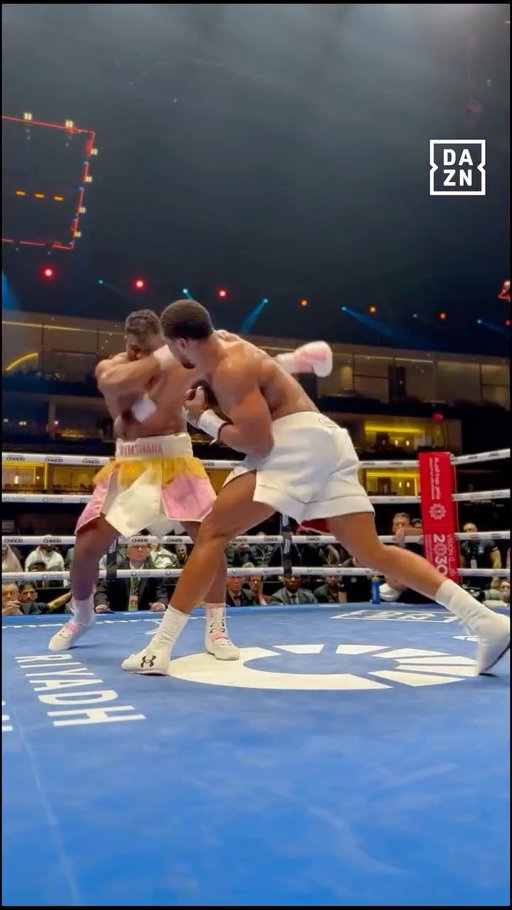 One of the most powerful right hands we’ve seen 🥶

@anthonyjoshua returns next month 💪

#JoshuaPrenga | July 25 | Esports World Cup Fight Week | Live Exclusively on DAZN 🤳