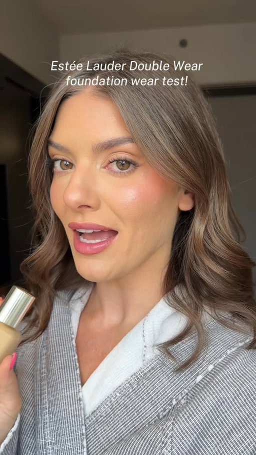 A foundation that stays in place through 2 workouts & a full day in NYC??? @esteelauder Double Wear foundation has always been that girl!!! #EsteeLauderPartner