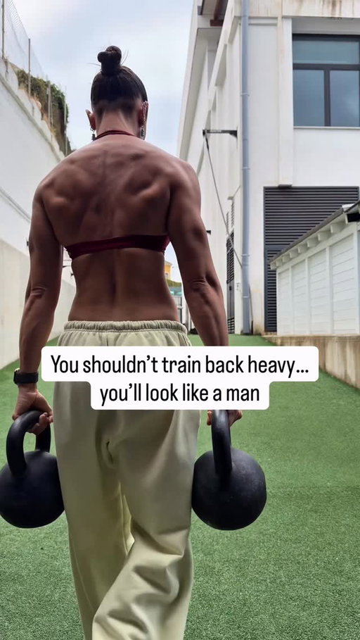 I’ll stick to what I know thanks ✌🏼 And that’s lifting as heavy as I possibly can 💪🏼👊🏼

Get EVER get put off by ANYONE who tells you lifting makes you masculine!!

Strong women aren’t “too much.”
Muscles aren’t masculine.
And strength isn’t defined by gender!

Lifting weights strengthens your body, your mind, your confidence and your health… and I’ll choose that every single time 👊🏼

Oh and this is your sign to do your farmers walks! 💪🏼 HEAVY!

#liftheavy #liftweights #backday #strengthtrainingforwomen