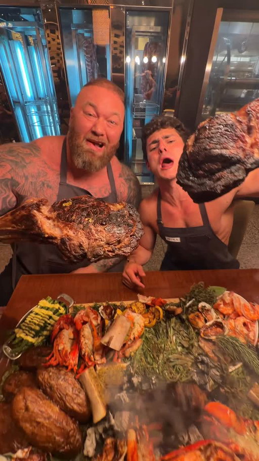 How to Feed the Worlds Strongest Man #stripsteakvegas #enhancedgames