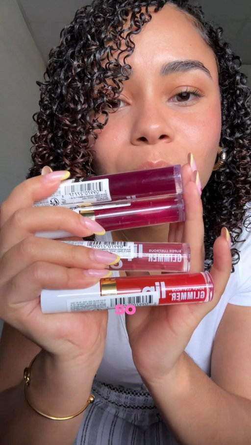 Praying these lip oils never ever get discontinued!
Literally my absolute favorite 🩷🥺😊

@felicitycommunitypharmacy on the quick and easy website to door delivery✨