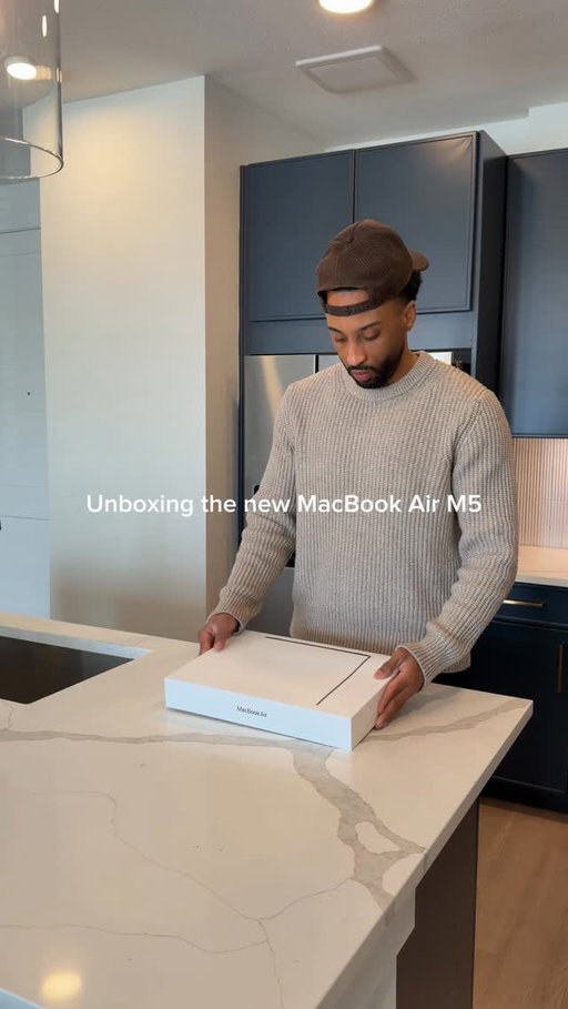Unboxing my first ever MacBook and thought I’d share this unique experience with you.

Is this a W pickup?

#unboxing #apple #macbook #asmr #satisfying