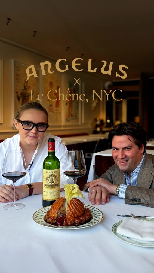 Château Angelus 1995 x Le Chêne
 
Welcome to New York for a pairing built entirely around harmony, between Château Angelus 1995, ample, silky and astonishingly fresh for a thirty-year-old wine, and the incredible pithiviers imagined by chef Alexia Duchêne at Le Chêne, where the unstoppable energy of New York blends seamlessly with a warm, generous French spirit.
 
Château Angelus 1995 “L’Harmonie” feels like a natural match. Crafted from an equal blend of Merlot and Cabernet Franc, the vintage reveals notes of candied prunes, blackberry jelly, spices and cedar. The chef’s husband and co-owner, Ronan Duchêne Le May, was particularly struck by the wine’s almost timeless energy: “A true pleasure wine.”
 
Chef Alexia Duchêne chose to pair Château Angelus 1995 with her pithiviers, an absolute monument of French indulgence whose richness and depth find an exceptionally obvious partner in this remarkable vintage.
 
Chef & owner @alexiaduchene 
Owner @thatsronan 
Restaurant @lechenenyc 
 
Please drink responsibly 
 
#SaintEmilion #Wine #WinePairing #newyorkrestaurant