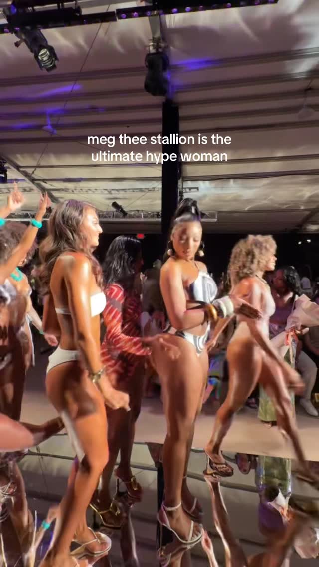 Now this is some real hot girl shit! #MiamiSwimWeek model and designer #MeganTheeStallion has the sweetest reaction to getting her flowers on the runway at her the #HotGirlSummer show. 💐👙

🎞️ @kevinphuynh