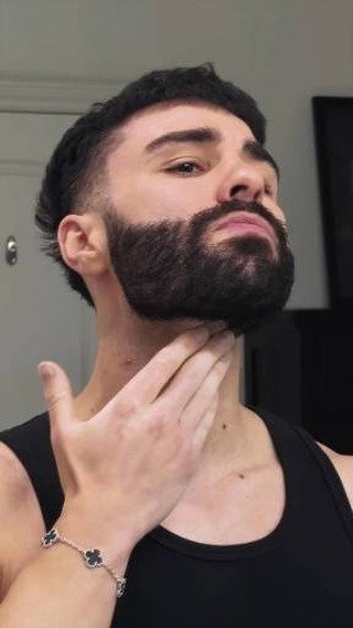 Not dramatic.
But enough to change your entire look.

Less random grooming.
More intentional details.

#beardtutorial #mensgrooming #beard #beardcare