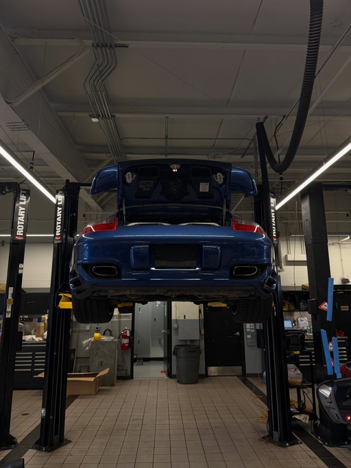 Doing some service on our #porschechallenge26 997 911 Turbo! We think it looks pretty good up there what do you think?!

#porsche #porschechallenge26 #911turbo #997turbo