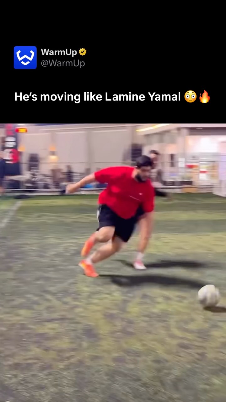 😮‍💨

This season, football’s elite dribblers are redefining attacking transitions with breathtaking press-resistance and verticality. Across Europe, wingers and dynamic attacking midfielders are dominating 1v1 isolation metrics, routinely carrying teams through dense defensive blocks. Players like Vinícius Júnior and Lamine Yamal excel by combining explosive deceleration with body feints, forcing defenders into reactive errors. Meanwhile, technical masters rely on subtle changes of direction and impeccable close control in half-spaces. These ball-carriers do not just beat their man; they unbalance entire defensive shapes.

(Via @mohamed.elsanjaq )