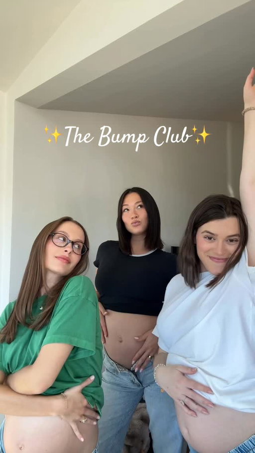 Prepare to be sick of us🤰🏼#thebumpclub