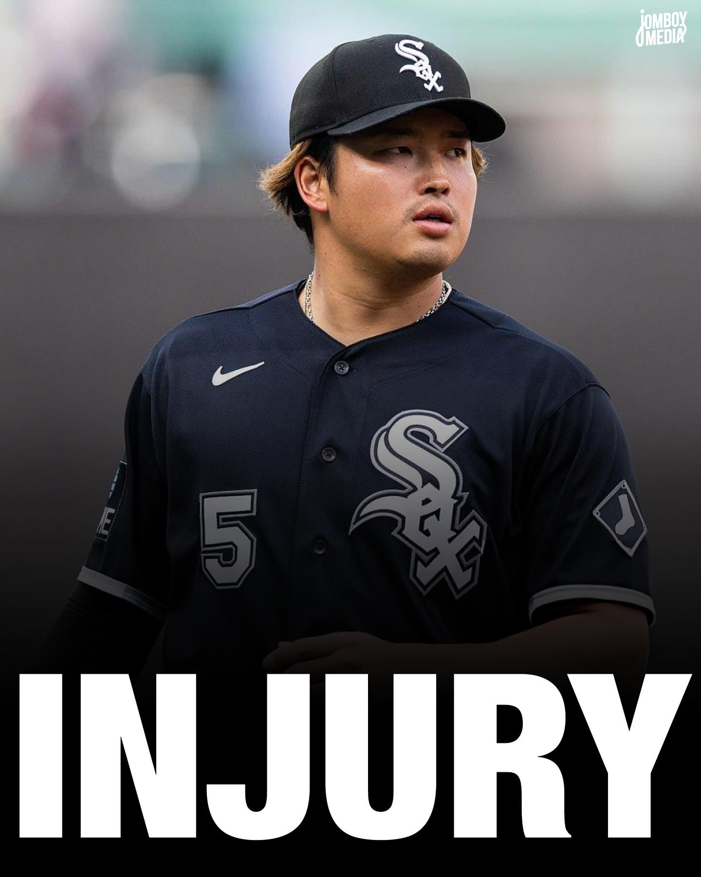 Munetaka Murakami left tonight’s game grabbing his hamstring