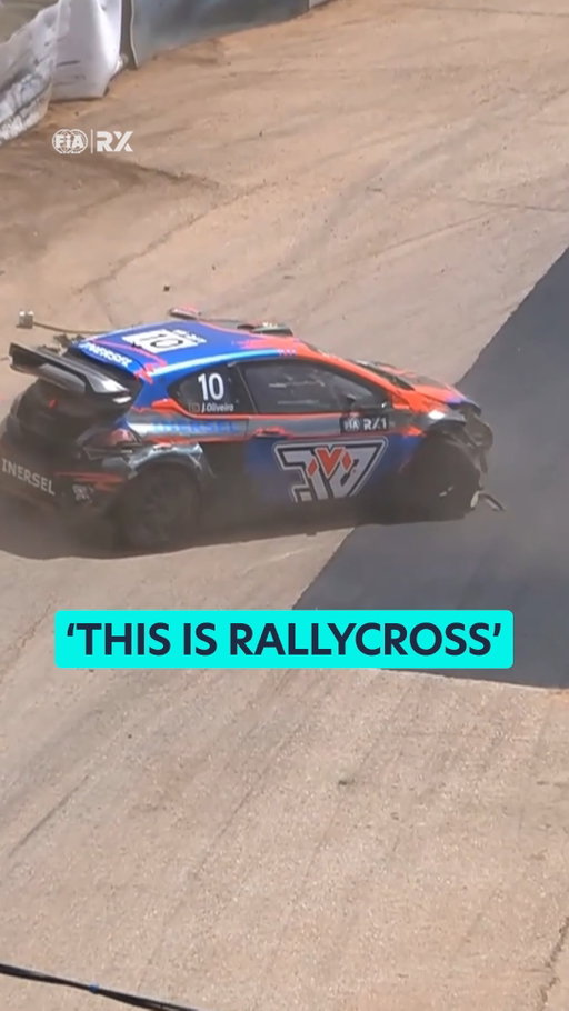 This. Is. Rallycross 🙌 

Where else would you bin it in the wall and still cross the finish line? 😎 

#FIARallycross #EuroRX