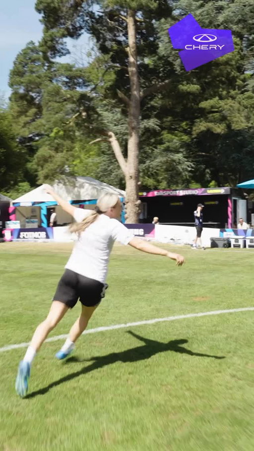 Strike, @toniduggan! 💥

Shot on the Canon R50 V 📸