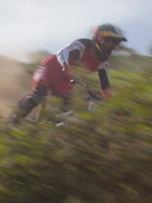 Really happy to stick it into P3 in Q1 today. Went hard up top, died towards the bottom! Ready to dig deep tomorrow. 

@canyon_mtb #mycanyon
@boafitsystem @monsterenergy @100percentbike