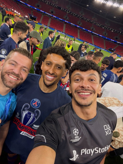 QUE DIA ABSURDO HAHAHAHAHHAHAHAHAH OBRIGADO DEUS!!!! Obrigado @renatobellucimarin 🤝🏆
@playstation @championsleague #uclfinal