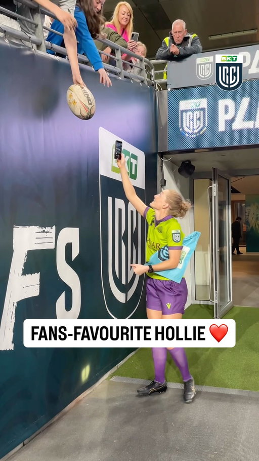 How can you not love her 😊👏🏼

#BKTURC | #LEIvLIO