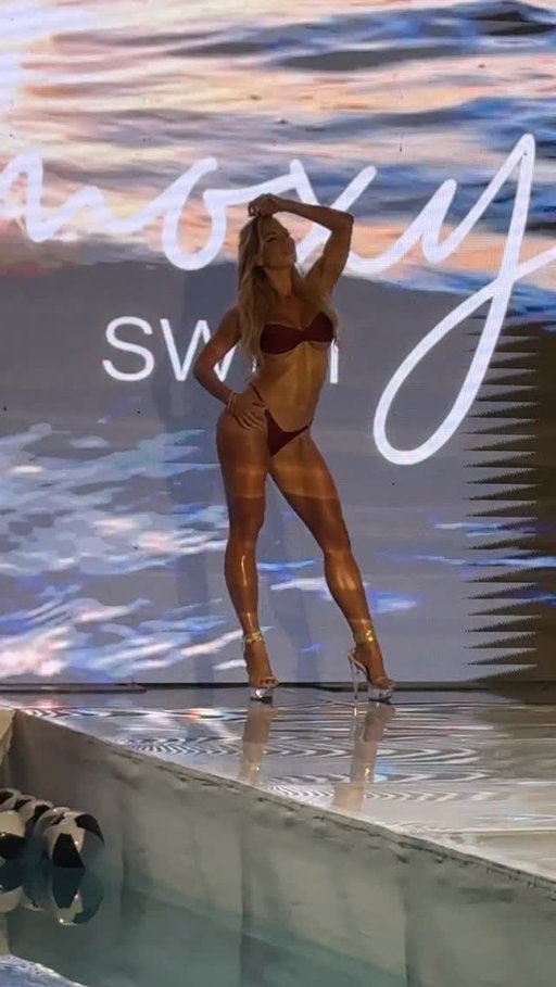 in honor of #miamiswimweek #miamiswimweek2026 Last Years walk LFG - Did I not work that stage? lol hopefully I'll be back next year 🏝️💕👙 P.S. I was told when I was 24 that I would never walk a runway because I was too thick, too fat, too short and too old. Guess you can't believe the limits people and agencies put on you. 39 years old, 5'6" 135 lbs, muscular, and here I am. Grateful. When people tell me no it often makes me wanna try harder.