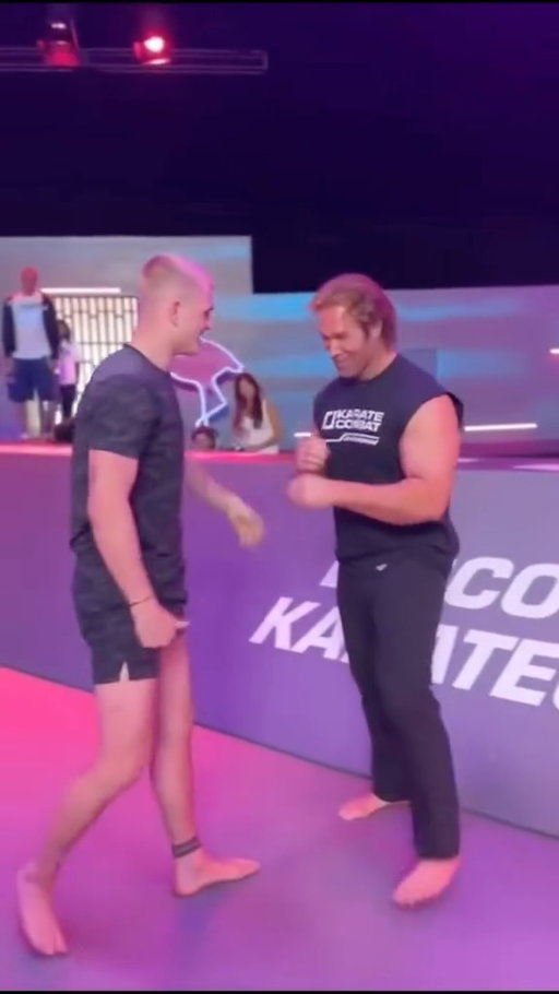 The great  Ian Machado Garry @iangarry 

Professional MMA record: 17 wins, 1 loss
* UFC ranking: #1 welterweight contender 

according to the UFC rankings. 
* Only loss: A competitive five-round decision against Shavkat Rakhmonov in December 2024.