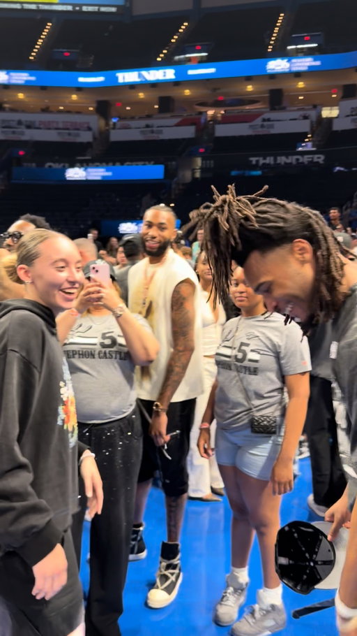 @stephcastle 🤝 @paigebueckers