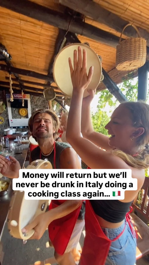 Send to someone you’d do this cooking class this 👩🏼‍🍳 

If you’re visiting Positano, this is a must. 🍋🍝

This cooking class went viral and you can see why! It’s more of a party with a side of cooking! Even though we were all drunk by the end of the class the food and views were unbelievable 🙌🏼🙌🏼 This is La Tagliata - 10/10 class! 

✅ Tip: make sure to book this in months ahead as it books out (for good reason!!)

#LaTagliata #Positano #AmalfiCoast #ItalyTravel #CookingClass
