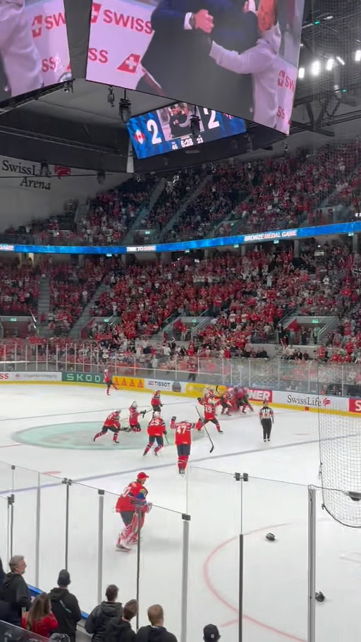 BRONZE FOR NORWAY 🇳🇴

They defeat Canada in the Bronze Medal Game to capture their first-ever medal in international ice hockey.