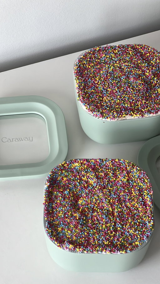 POV: your Food Storage container just became a cake pan.