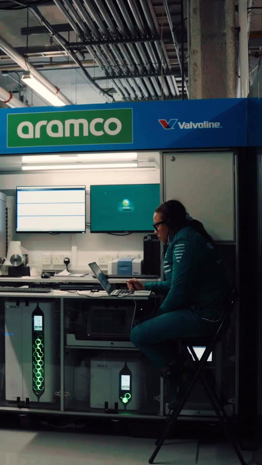 Pioneering at the fuel lab, leading the way for women in STEM.
 
Find out what Stephanie Travers’ role as Aston Martin Aramco’s Senior Trackside Fluid Engineer involves.