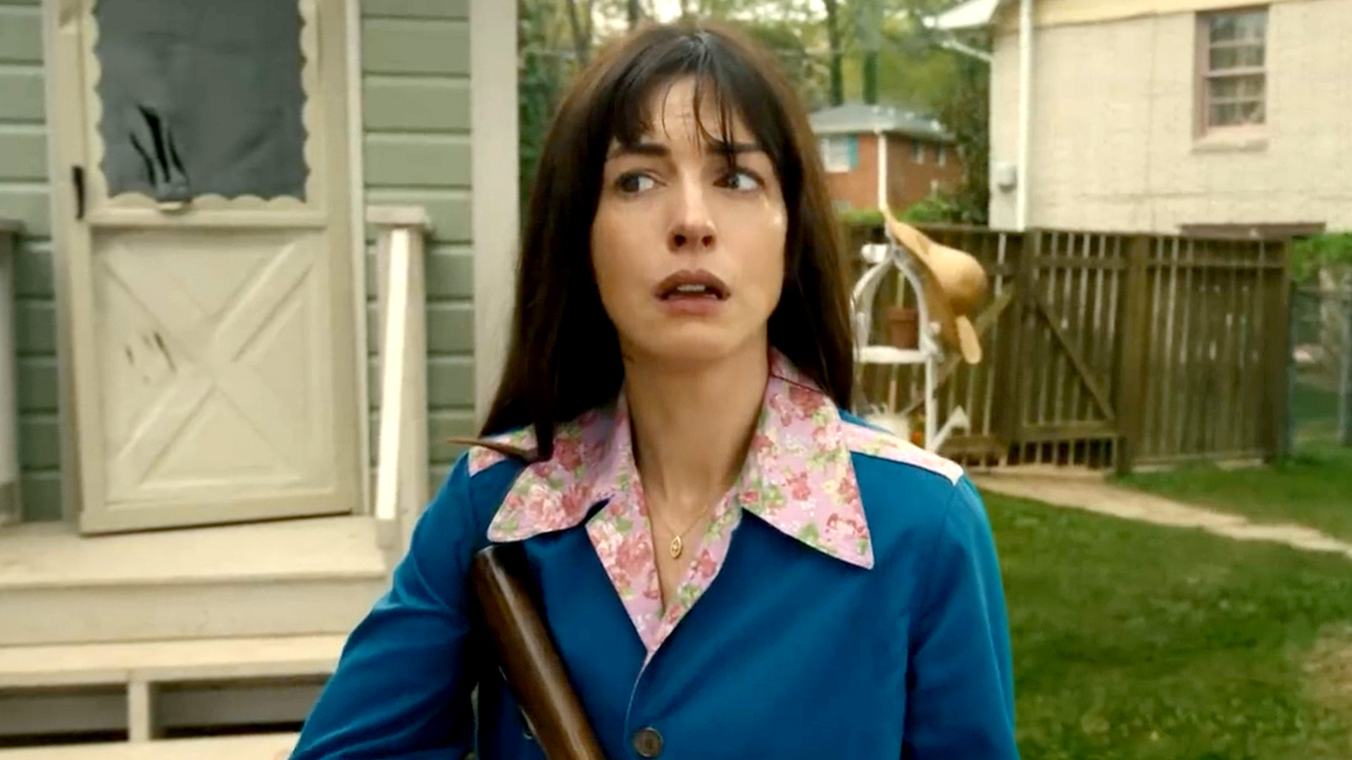 Anne Hathaway and Ewan McGregor star in the all-new trailer for 'The End of Oak Street.'

In theaters August 14.