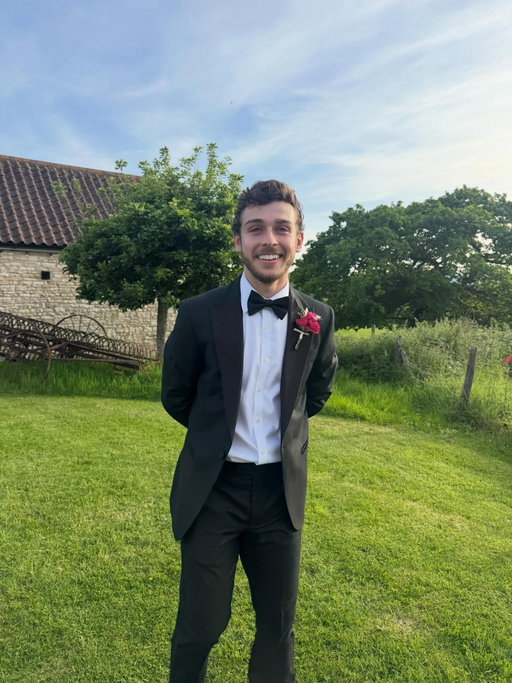Had a ball at my sister’s wedding 

(I do like her presence, we just don’t have professional photos back yet, stay tuned)