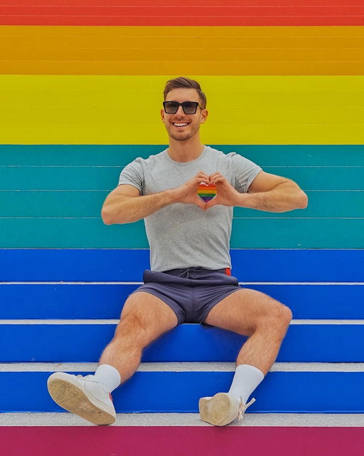 I’ll always make a hand heart like a true millennial 🫶 Happy Pride! 🏳️‍🌈🏳️‍⚧️⁣
⁣
#pride #pridemonth #happypride