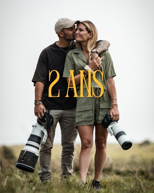 2 ans à tes côtés, et j’ai l’impression d’en avoir vécu 10.

Tellement de choses ont été réalisées en si peu de temps. Beaucoup diraient : « Vous êtes allés trop vite », tandis que d’autres diraient : « Vous avez bien raison. » Nous n’avons suivi personne, seulement notre ressenti.

En l’espace de deux ans, nous avons emménagé ensemble, voyagé aux quatre coins du monde, développé des projets professionnels, et un beau projet est encore en cours. Puis nous avons créé la vie avec notre fils, qui fêtera bientôt ses 6 mois.

Chaque jour, nous parlons. Chaque jour, nous évoquons la vie dont nous rêvons pour grandir tous ensemble. Et chaque jour, nous nous rendons compte que nos visions sont les mêmes.

Alors oui, il faut parfois du temps pour arriver là où nous souhaitons aller. Le chemin n’est pas toujours simple, car nous arrivons chacun avec des vies professionnelles déjà bien lancées et nous devons faire certains choix.

Mais, encore une fois, nous sommes alignés, et c’est ce qui nous rassure.

Je vous souhaite de rencontrer quelqu’un qui comprendra vos choix, sera à l’écoute, sera prêt(e) à entreprendre à vos côtés, à vous suivre dans des décisions parfois difficiles à prendre, mais qui saura aussi vous recadrer, vous dire lorsque vous êtes sur le point de faire une erreur, vous aider à assumer les mauvais choix déjà faits et tout mettre en œuvre pour les surmonter.

J’ai appris à t’écouter, à remettre mes idées en question pour prendre du recul et ne plus foncer seul, mais avec toi ou pas du tout.

Désormais, chaque décision que nous prenons, nous la prenons pour nous. Et quand je dis « nous », j’y inclus notre fils, qui grandit de jour en jour.

Alors nous avons aussi décidé, dès que possible, car rien ne se fait du jour au lendemain, de revenir à des choses plus simples et de mieux profiter de chaque instant. Un projet ambitieux au regard de nos vies mouvementées, mais essentiel.

Encore une fois, nous sommes alignés sur cette idée qui, j’en suis convaincu, va changer nos vies.

Je t’aime après l’infini. ❤️